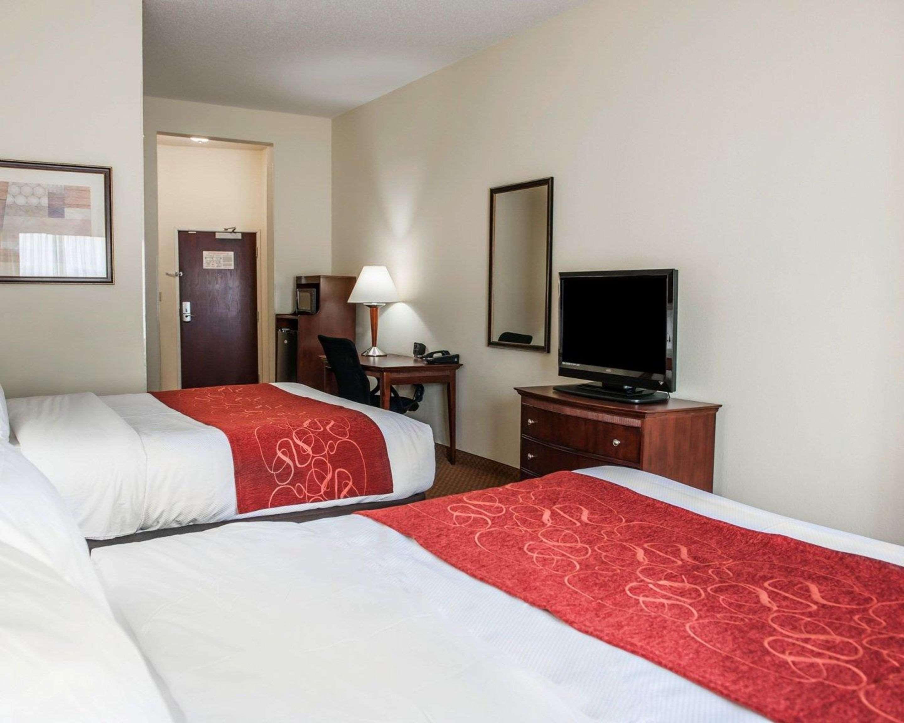 Comfort Suites Near Indianapolis Airport Indianápolis Exterior foto